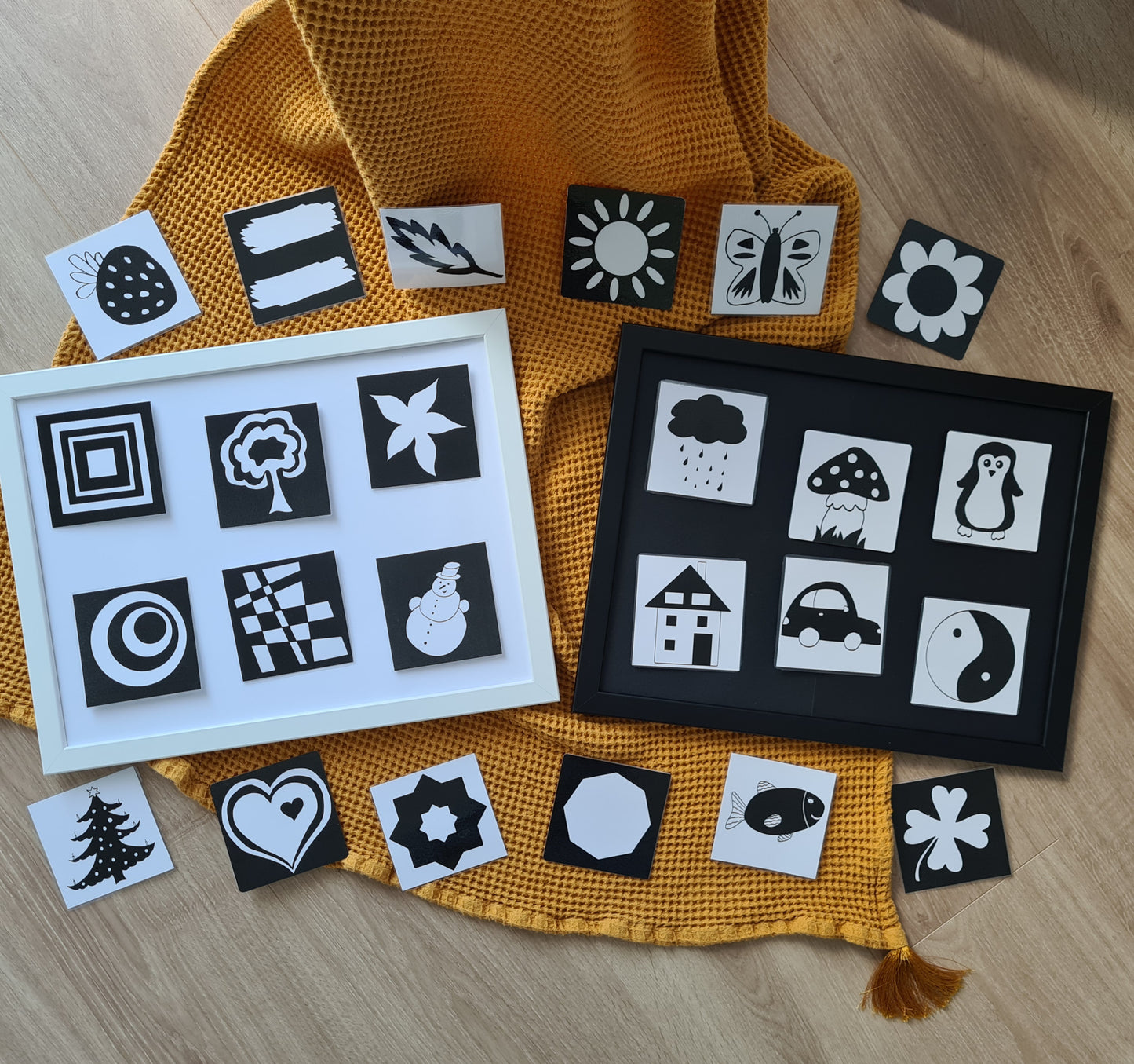 Kontrastkarten für Babys Geschenk zur Geburt schwarz weiss Bilder Montessori Material Kontrastkarten
