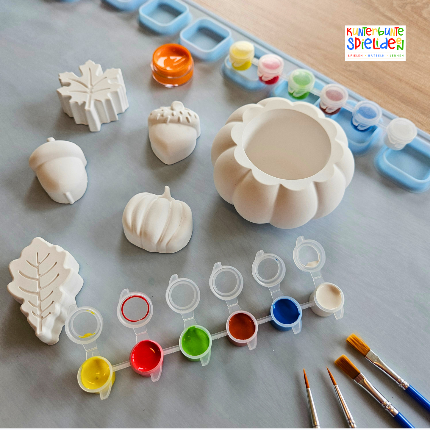 Herbstliches Kreativset mit Lineal zur Größenangabe – Keraflott Kürbis, Blätter und Eicheln bemalen, DIY Geschenk für Kinder ab 6