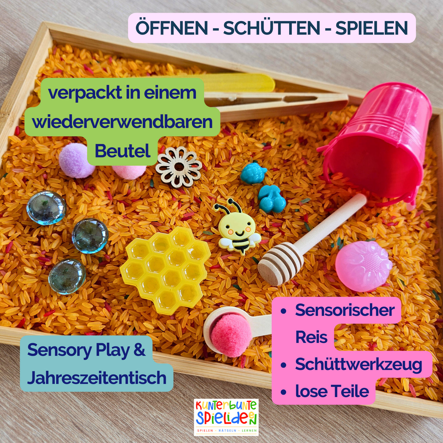 Ein Sensorik-Spielset für Kinder, bestehend aus sensorischem Reis, bunt gefärbt in den Farben Orange, Blau, Rot und Pink. Das Set beinhaltet verschiedene Schüttwerkzeuge wie eine Zange und einen Löffel, eine detailgetreue, aus Resin gegossene Honigwabe und weitere lose Teile zur Förderung der Feinmotorik und sensorischen Wahrnehmung. Ideal für spielerisches Lernen und Entdecken im Kindergarten oder zu Hause.