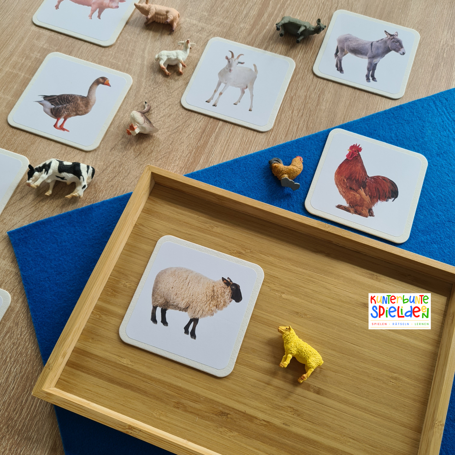 Zuordnungsspiel Bauernhoftiere Bauernhof Welche Tiere leben auf einem Bauernhof Geschenk Kleinkinder Montessori Spiel Tiere zuordnen Bauernhof Nutztiere kennenlernen Geschenk Tierfiguren Bauernhof Waldorf Geschenk Tierkarten Karten mit Tieren