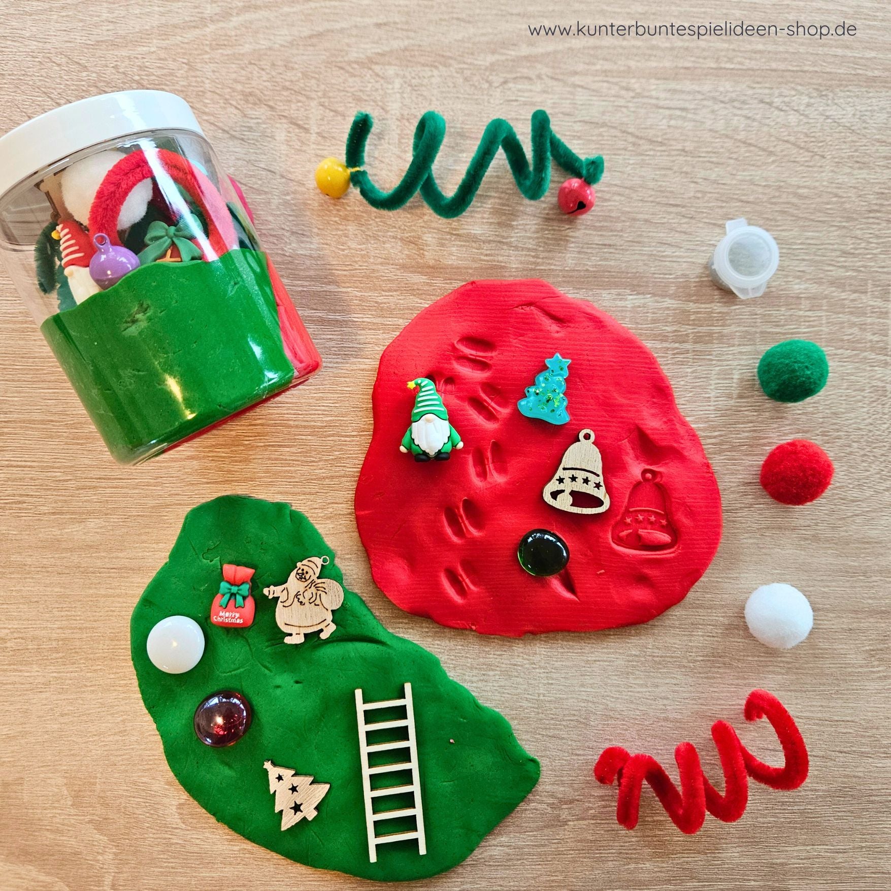 Knete und Wichtelfigur handgemacht mit vielen Spielteilen ganz besonderes Sensorisches Spielzeug und Geschenk