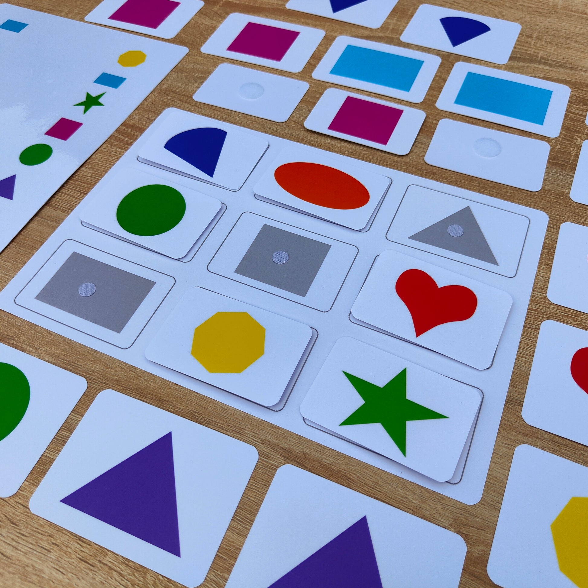 klettmappe kinder selbstständig spielen formen farben lernen