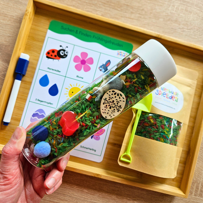 Sensorikflasche mit Reis im Frühling als Sensory Bottle, Suchspiel mit Suchbild zum Abhaken für Kinder ab 3 Jahren