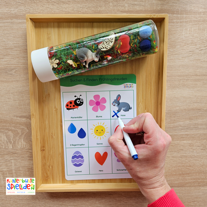 Sensory Bottle mit sensorischem Reis und Frühlingsmotiven, sensorisches Spiel im Frühling mit Suchbild für Zuhause und unterwegs